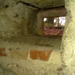 Skytsåbning i flankeringsbunker i Hoptrup